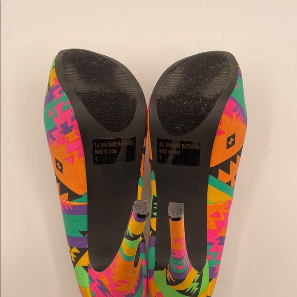 Aztec Print Platform High Heels Shoes Charlotte Russe Size 8 Colorful Canvas - Picture 6 of 15